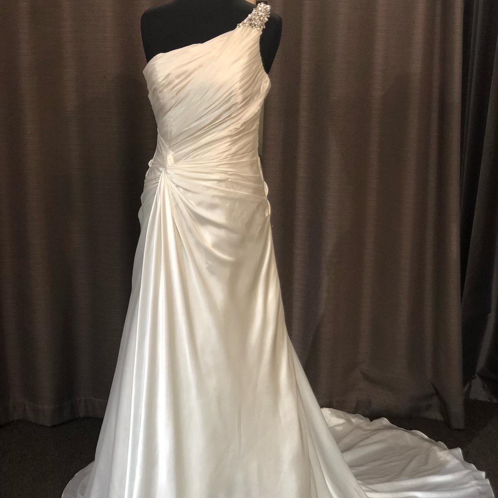 Wedding gown